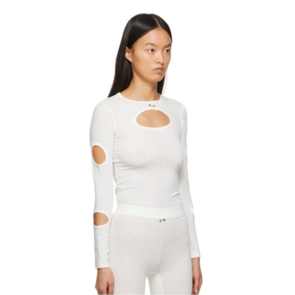 SANDY LIANG SSENSE EXCLUSIVE OFF-WHITE CUT-OUT ORBIT TOP IN 009 WHITE POINTELLE